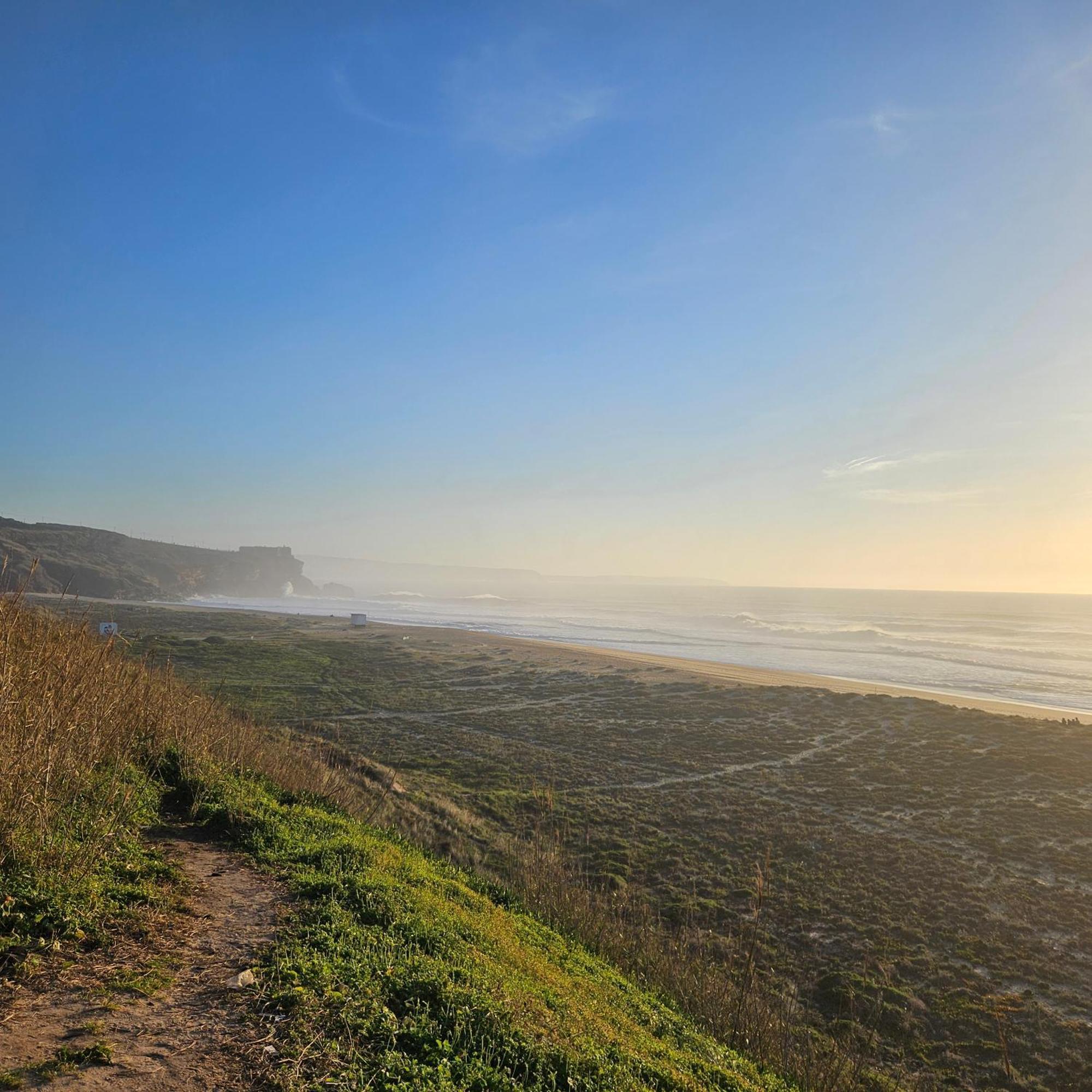 Nazare Uninterrupted Views And Sounds Of The Sea Apartment Патайас Екстериор снимка